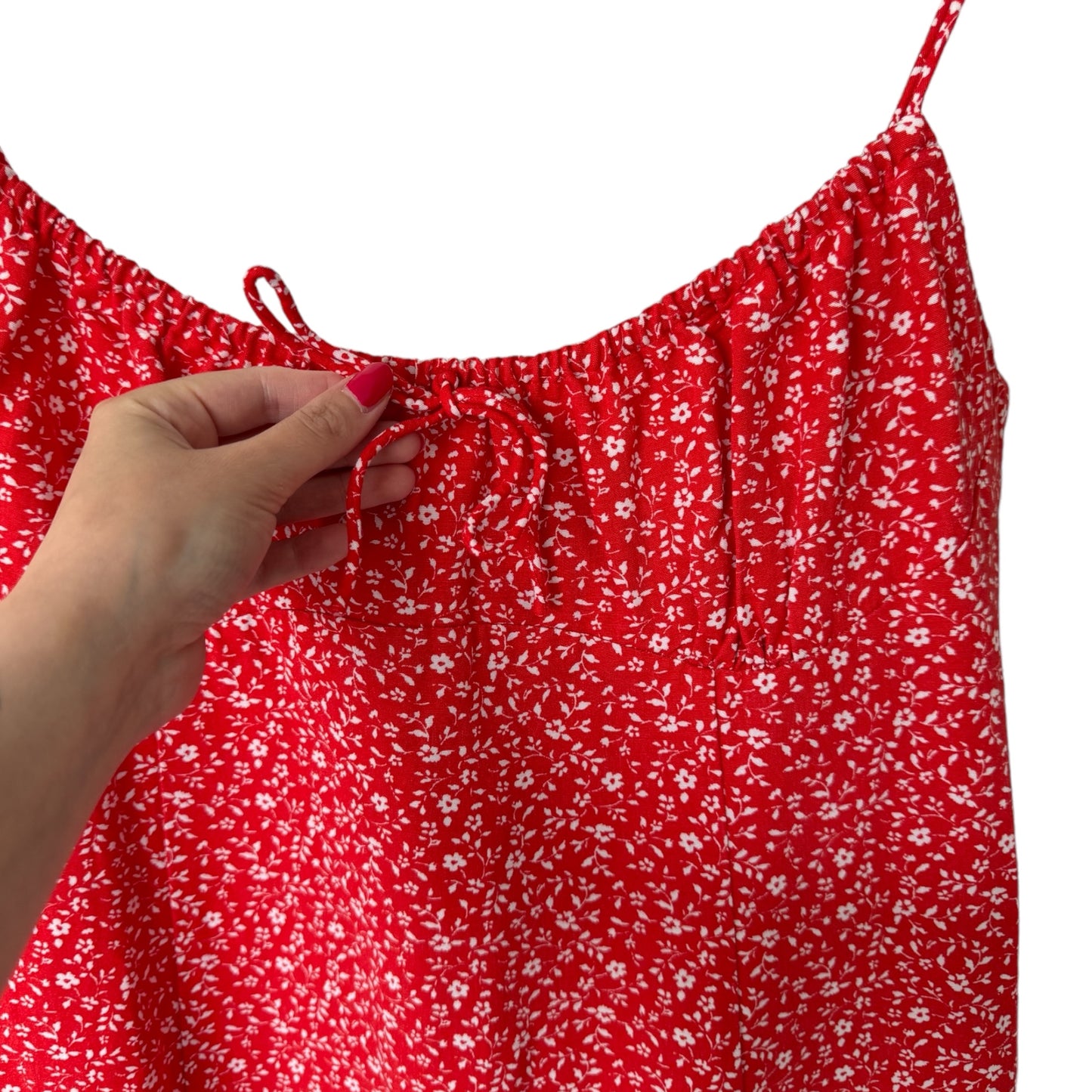 Robe rouge à fleurs Zara (XL)